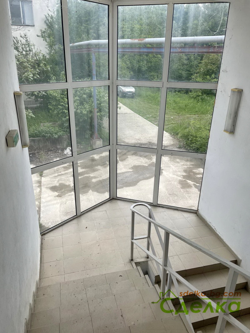 Kiralık  Endüstriyel bina Gabrovo , Promişlena zona , 886 metrekare | 41849299 - görüntü [3]