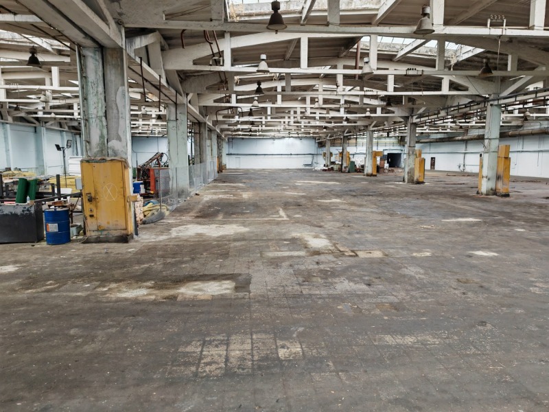 Дава под наем СКЛАД, гр. Русе, Промишлена зона - Запад, снимка 7 - Складове - 53016470