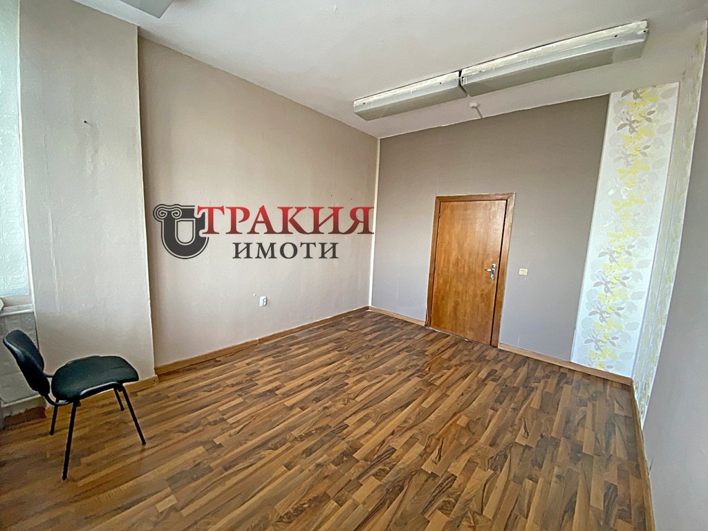 Дава под наем ОФИС, гр. Стара Загора, Център, снимка 3 - Офиси - 54502690