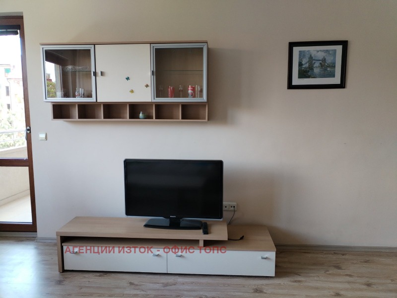 Издаје се  1 спаваћа соба Софија , Редута , 60 м2 | 23650823 - слика [16]