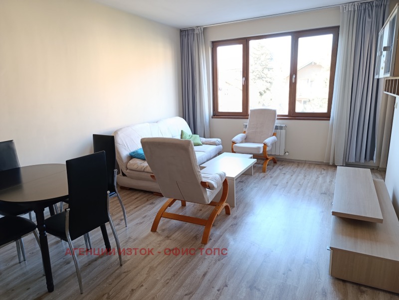 Издаје се  1 спаваћа соба Софија , Редута , 60 м2 | 23650823