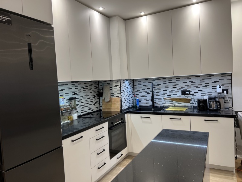 Дава под наем 3-СТАЕН, гр. София, Хладилника, снимка 8 - Апартаменти - 53467006