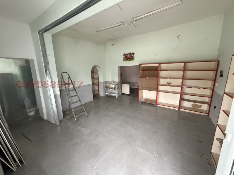 Дава под наем ПРОМ. ПОМЕЩЕНИЕ, с. Горна Митрополия, област Плевен, снимка 7 - Производствени сгради - 52781583