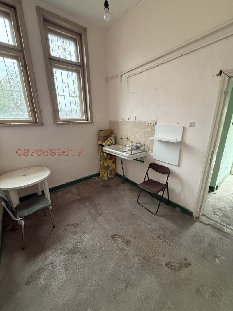 Дава под наем ПРОМ. ПОМЕЩЕНИЕ, с. Горна Митрополия, област Плевен, снимка 8 - Производствени сгради - 52781583