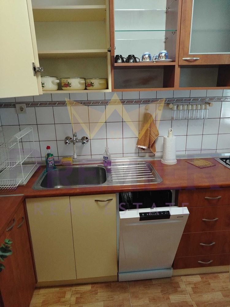 K pronájmu  2 ložnice Varna , Ljatno kino Trakija , 82 m2 | 94810894 - obraz [2]