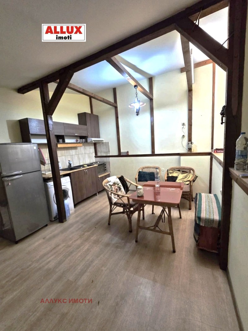 For Rent  1 bedroom Ruse , Tsentar , 60 sq.m | 72124581