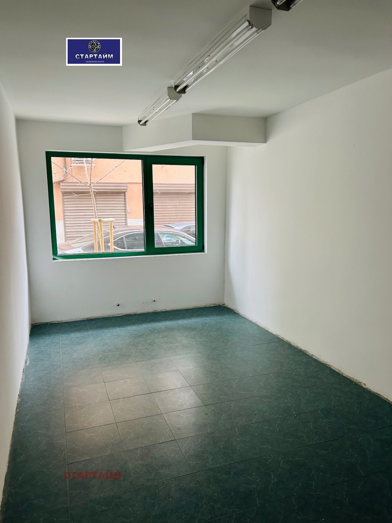 Kiralık  Mağaza Sofia , Centar , 270 metrekare | 38953966 - görüntü [11]