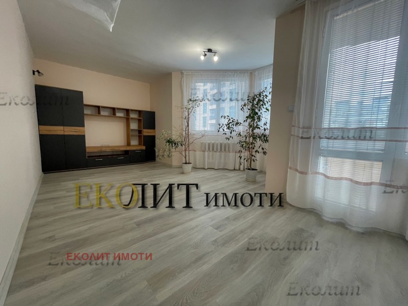 Vuokrattavana  3 makuuhuonetta Sofia , Gotse Deltšev , 170 neliömetriä | 79450941 - kuva [5]