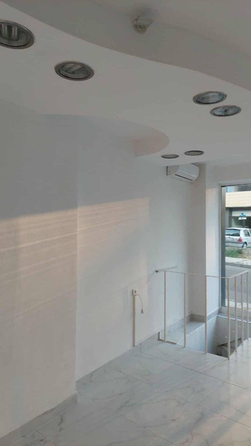 Дава под наем МАГАЗИН, гр. Варна, Център, снимка 7 - Магазини - 51167821