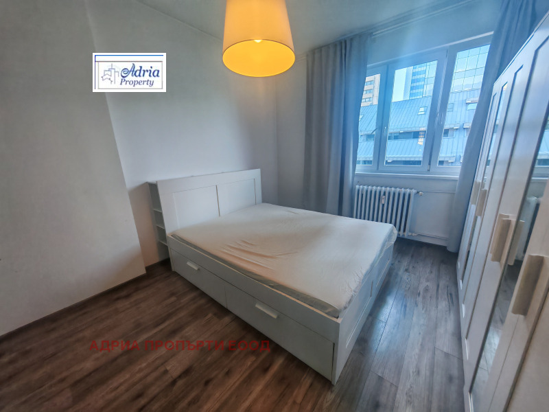 Дава под наем 2-СТАЕН, гр. София, Център, снимка 2 - Апартаменти - 52502214