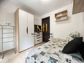 3+ makuuhuone Lazur, Burgas 8