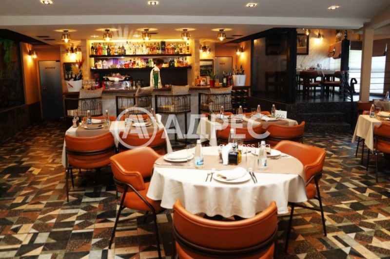 Дава под наем МАГАЗИН, гр. София, Лозенец, снимка 3 - Магазини - 53097673