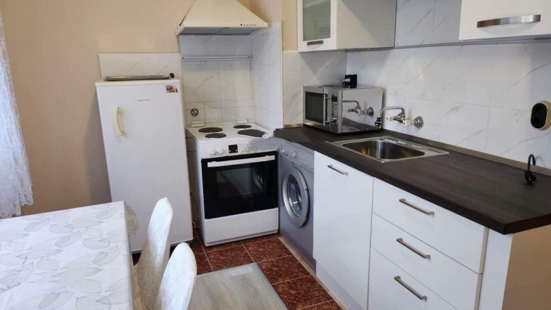 De inchiriat  Studio Sofia , Liulin 8 , 49 mp | 41553617 - imagine [4]