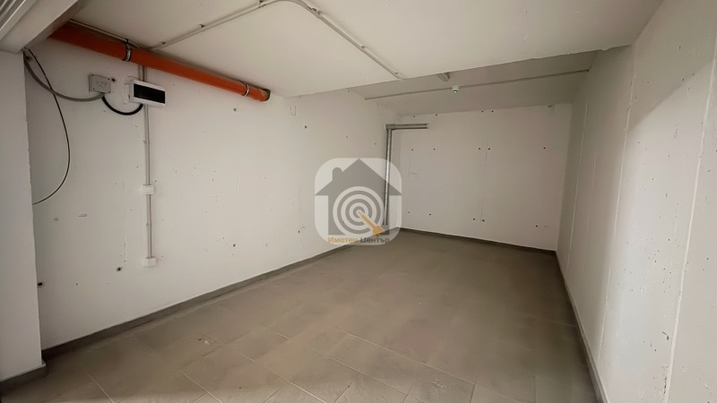 Дава под наем ГАРАЖ, ПАРКОМЯСТО, гр. София, Младост 4, снимка 2 - Гаражи и паркоместа - 53086133