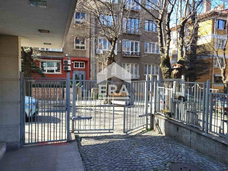 Дава под наем ГАРАЖ, ПАРКОМЯСТО, гр. София, Оборище, снимка 4 - Гаражи и паркоместа - 53957331