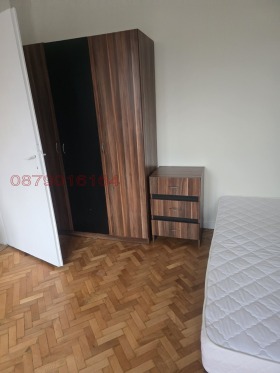 1 dormitorio Oborishte, Sofia 7