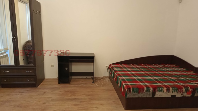 Дава под наем 2-СТАЕН, гр. София, Център, снимка 9 - Апартаменти - 52893622