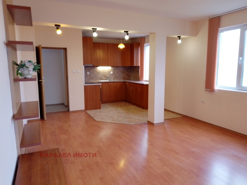 Дава под наем 3-СТАЕН, гр. Пловдив, Тракия, снимка 3 - Апартаменти - 53232041