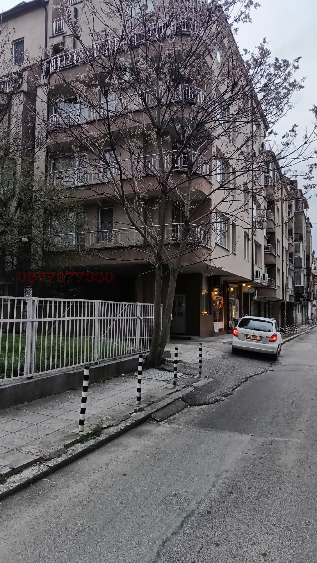 Дава под наем ГАРАЖ, ПАРКОМЯСТО, гр. София, Център, снимка 3 - Гаражи и паркоместа - 53967214