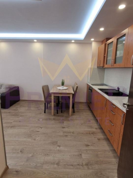 Do wynajęcia  1 sypialnia Warna , Centar , 65 mkw | 66455028 - obraz [3]