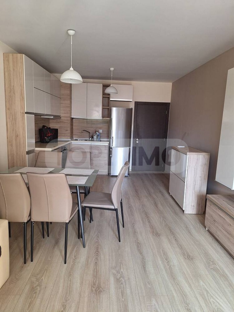 Дава под Наем 2-СТАЕН в град Варна, Левски 1 - 72 кв.м / 550 € » 1 075.71 лв., ТОПИММО