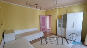 2 chambres Asparouhovo, Varna 7