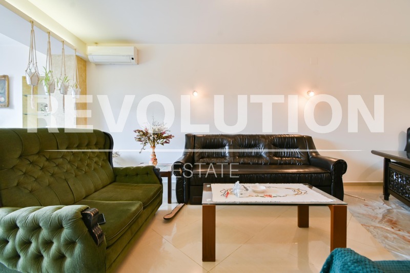 Издаје се  2 спаваће собе Софија , Лозенец , 100 м2 | 49500550 - слика [2]