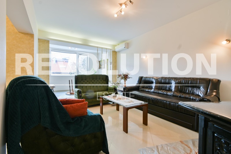 Издаје се  2 спаваће собе Софија , Лозенец , 100 м2 | 49500550 - слика [3]