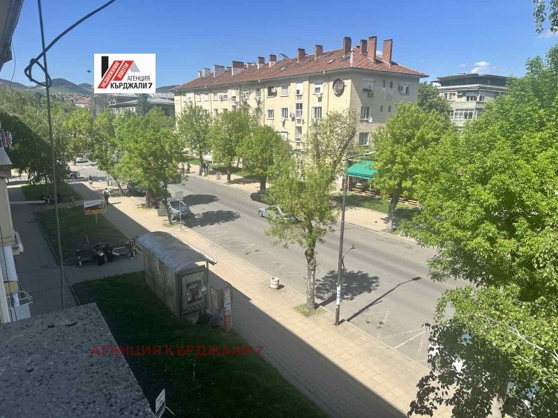 Kiadó  2 hálószobás Kardzsali , Centar , 70 négyzetméter | 87705753 - kép [9]