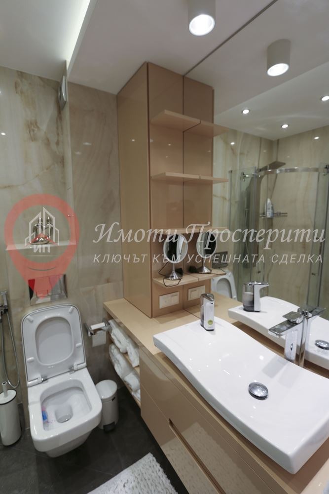 Дава под наем  3-стаен град София , Център , 119 кв.м | 69097256 - изображение [8]