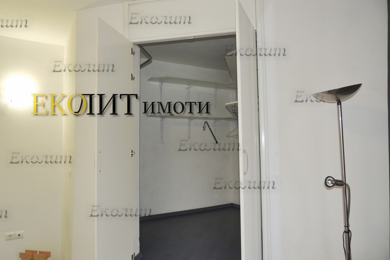 Дава под наем КЪЩА, гр. София, Симеоново, снимка 8 - Къщи - 56252558