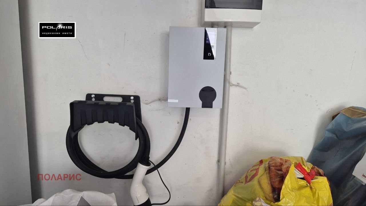 Дава под наем ГАРАЖ, ПАРКОМЯСТО, гр. София, Белите брези, снимка 2 - Гаражи и паркоместа - 54204113