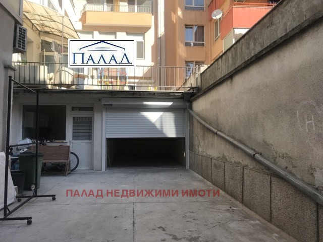 A louer  Garage Varna , Tchataldja , 47 m² | 64471908 - image [6]