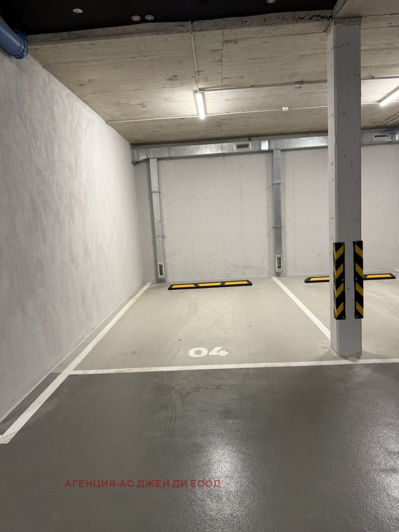 Дава под наем ГАРАЖ, ПАРКОМЯСТО, гр. София, Кръстова вада, снимка 9 - Гаражи и паркоместа - 52533001