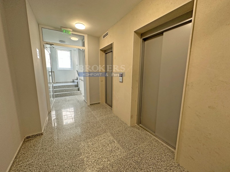 Te huur  1 slaapkamer Varna , Vazrazjdane 1 , 68 m² | 44007853 - afbeelding [11]