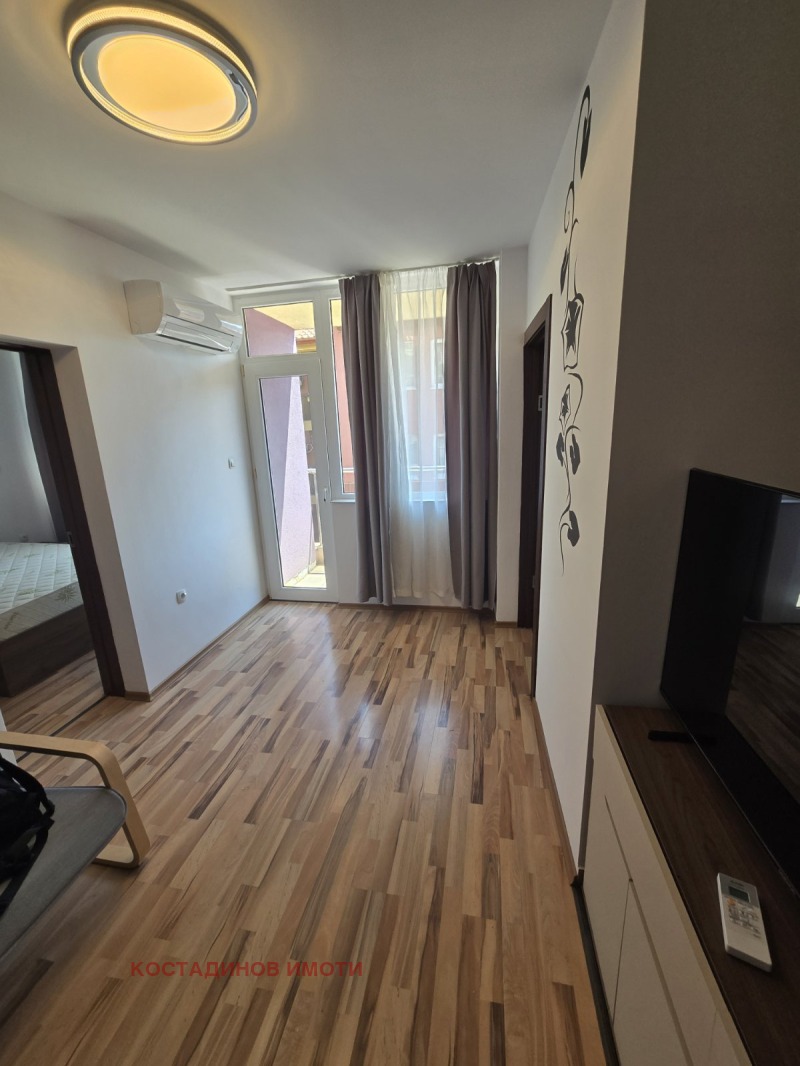 A louer  2 chambres Plovdiv , Vastanitcheski , 70 m² | 23804207