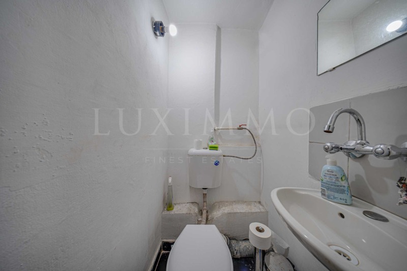 Дава под наем МАГАЗИН, гр. София, Център, снимка 10 - Магазини - 53519522