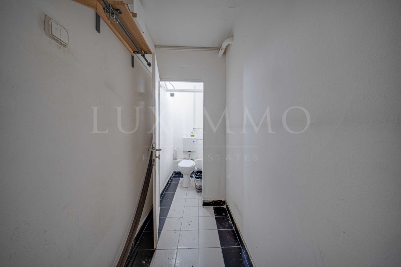 Дава под наем МАГАЗИН, гр. София, Център, снимка 7 - Магазини - 53519522