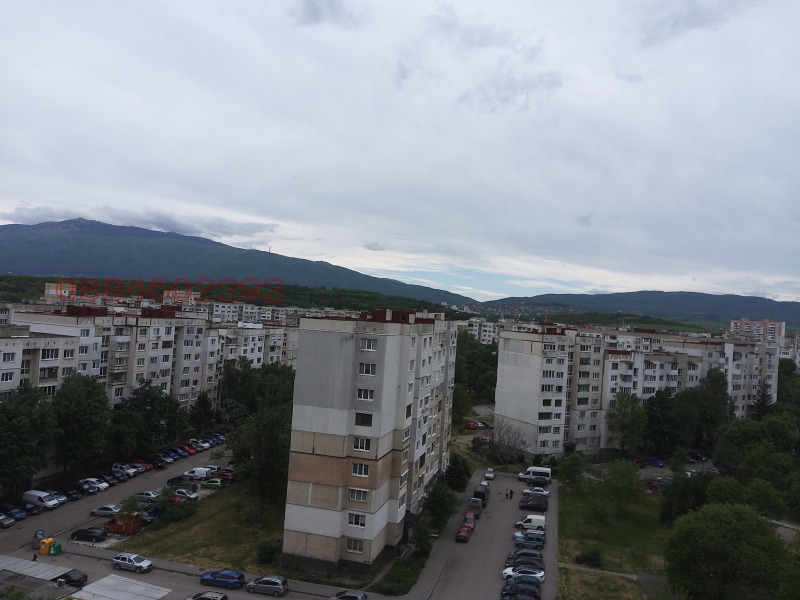 Издаје се  Студио Софија , Лјулин 7 , 31 м2 | 21601535 - слика [17]