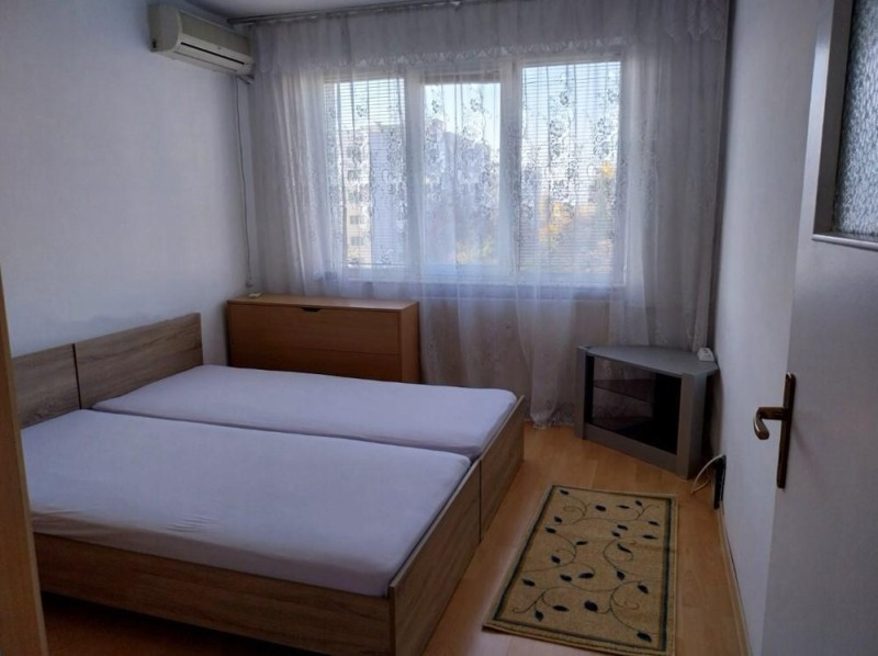 Дава под наем 3-СТАЕН, гр. София, Фондови жилища, снимка 4 - Апартаменти - 52797515