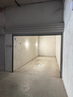 Garage Kartala, Veliko Tarnovo