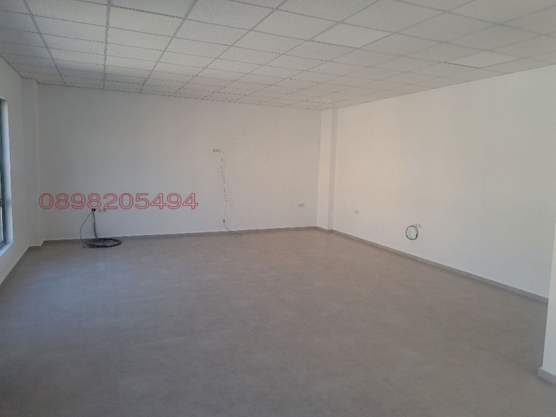 Дава под наем ОФИС, гр. Пловдив, Брезовско шосе, снимка 7 - Офиси - 52785101