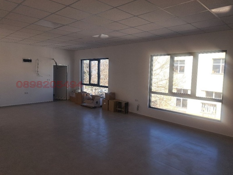 Дава под наем ОФИС, гр. Пловдив, Брезовско шосе, снимка 2 - Офиси - 52785101