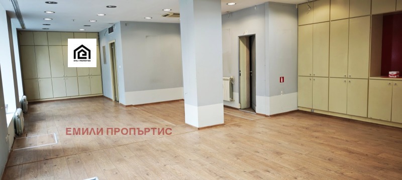 Дава под наем  Офис град София , Център , 100 кв.м | 77049373
