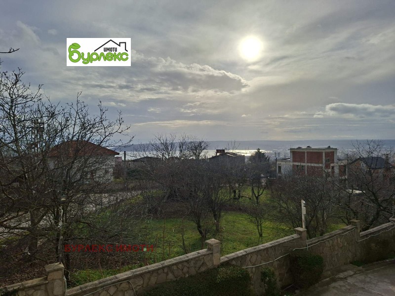 Дава под наем 3-СТАЕН, гр. Варна, м-т Сотира