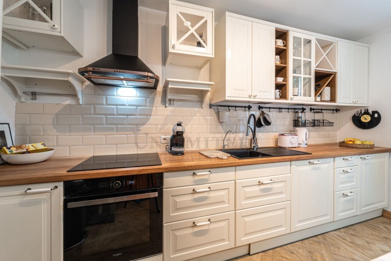K pronájmu  Dům Sofia , Malinova dolina , 256 m2 | 83633806 - obraz [14]