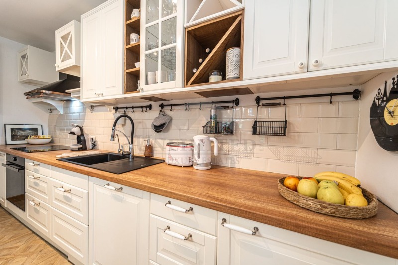 K pronájmu  Dům Sofia , Malinova dolina , 256 m2 | 83633806 - obraz [15]