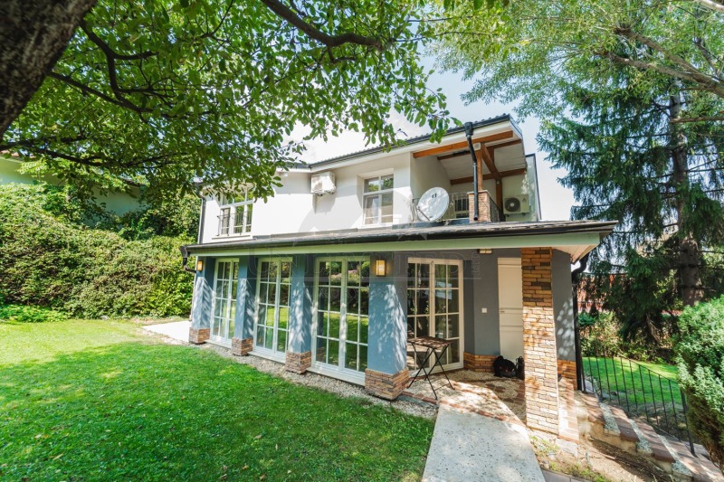 K pronájmu  Dům Sofia , Malinova dolina , 256 m2 | 83633806 - obraz [2]