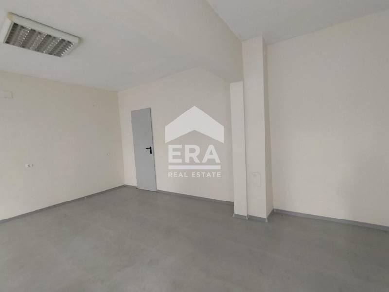 Дава под наем  Магазин град Варна , Гръцка махала , 50 кв.м | 22984162 - изображение [3]