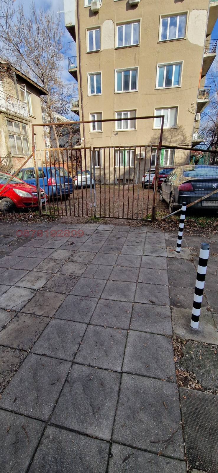 Дава под наем ГАРАЖ, ПАРКОМЯСТО, гр. София, Център, снимка 2 - Гаражи и паркоместа - 52784288